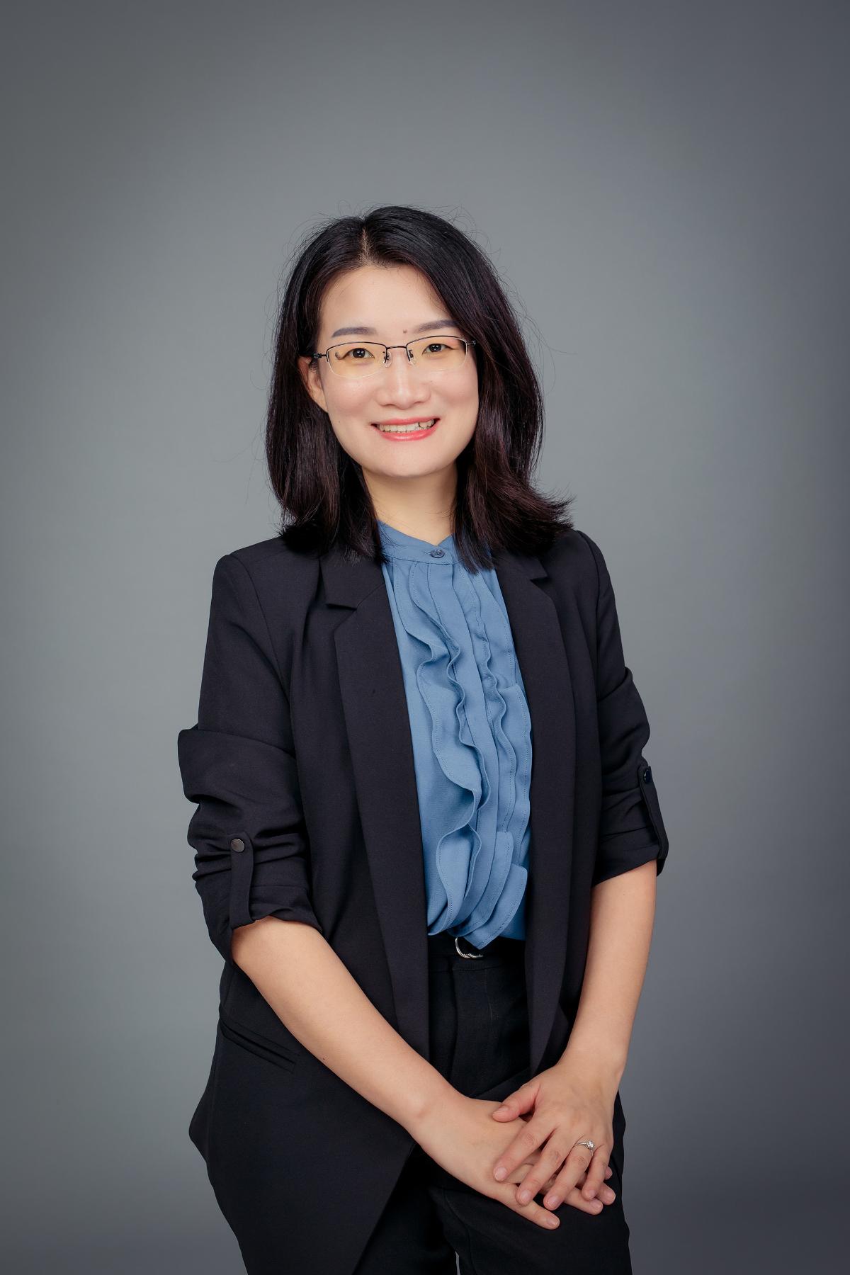 侯丽娟.jpg